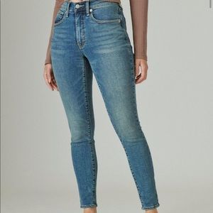 Lucky brand Ankle skinny jeans